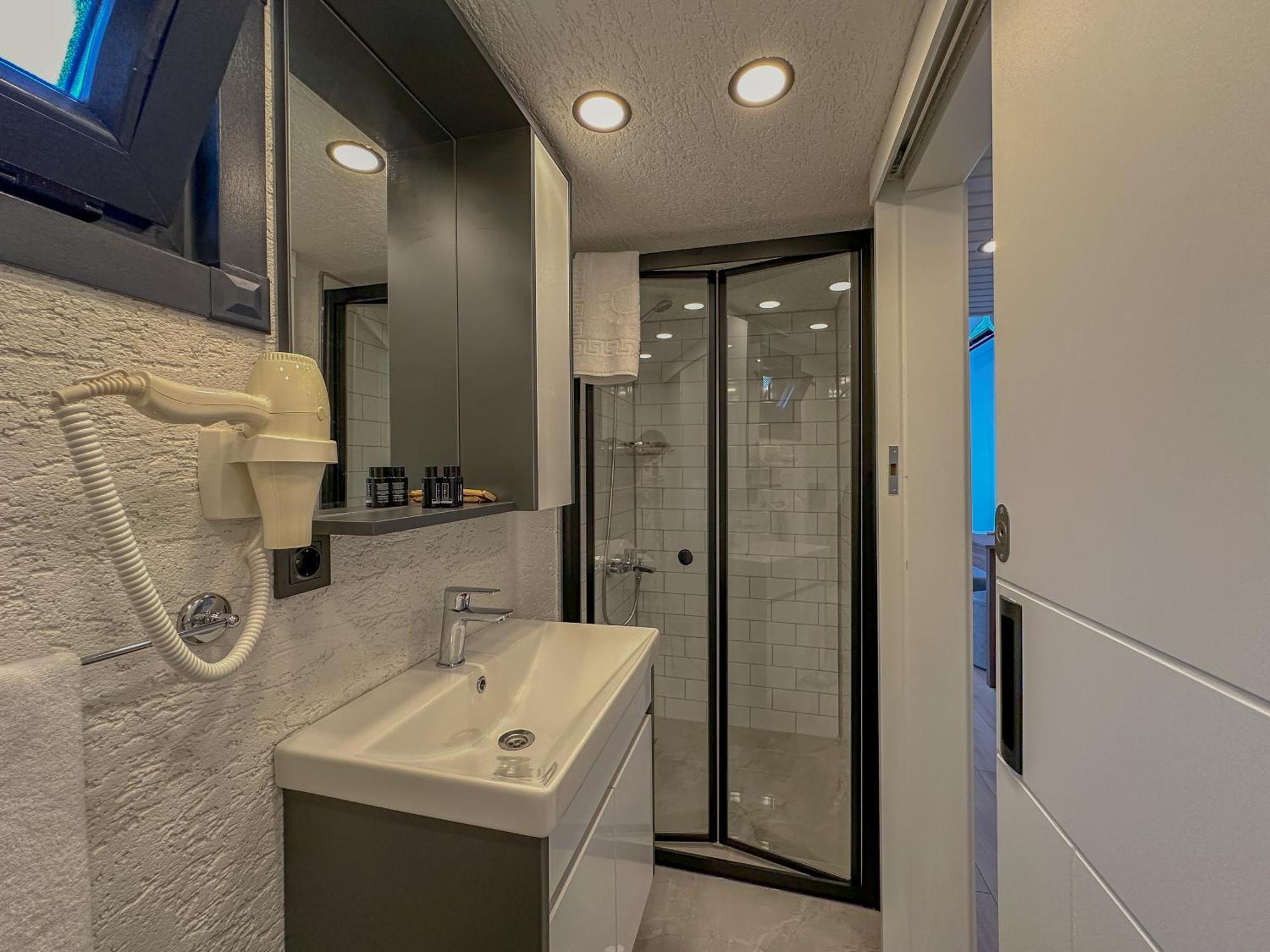 Baronet Tiny House Butik Otel Kadikoy  Exterior photo